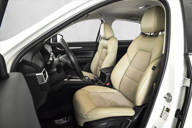 Used 2019 MAZDA CX-5 Touring image 17