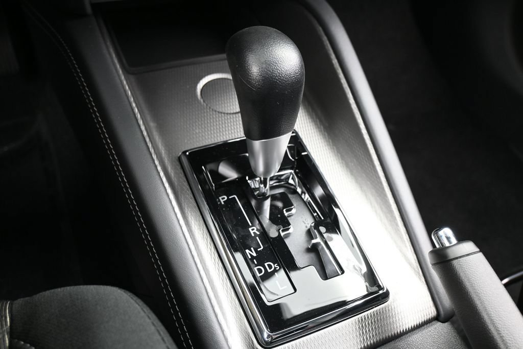 New 2027 Mitsubishi Outlander Sport ES FWD image 21