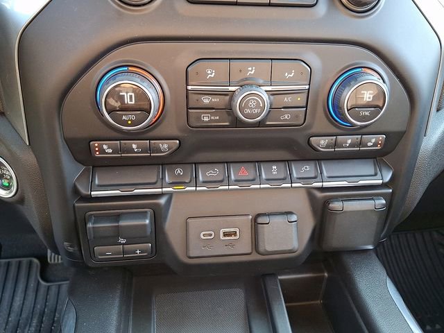 Used 2019 Chevrolet Silverado 1500 LTZ w/ LTZ Convenience Package image 16