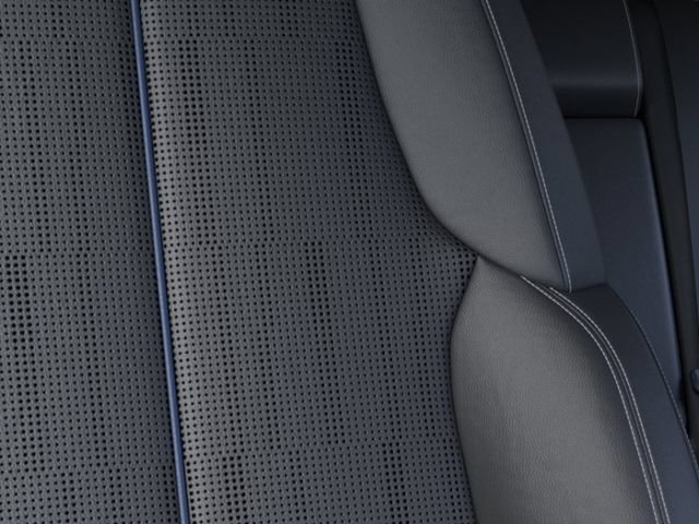 New 2026 Cadillac Lyriq Luxury w/ LPO, Floor Liner Package AWD/4WD image 21