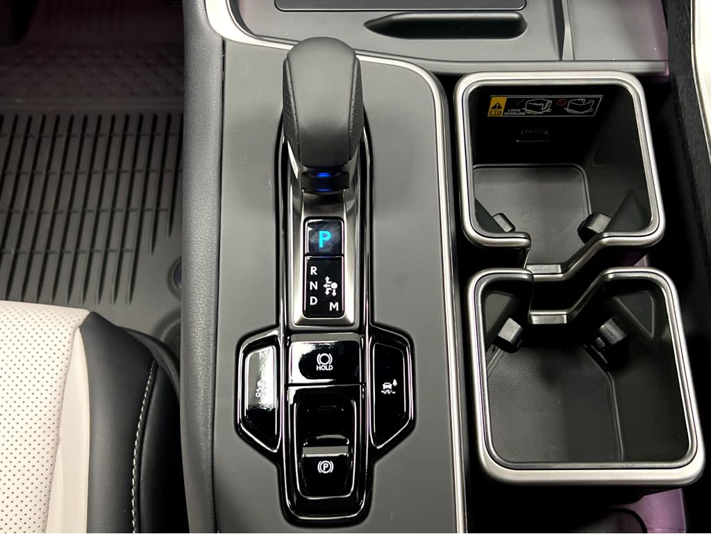 New 2026 Lexus TX 500h AWD w/ Technology Package image 31