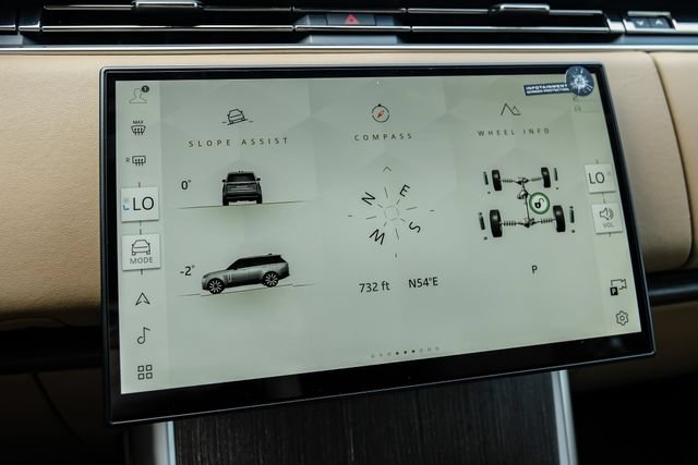 New 2026 Land Rover Range Rover SE AWD/4WD image 37