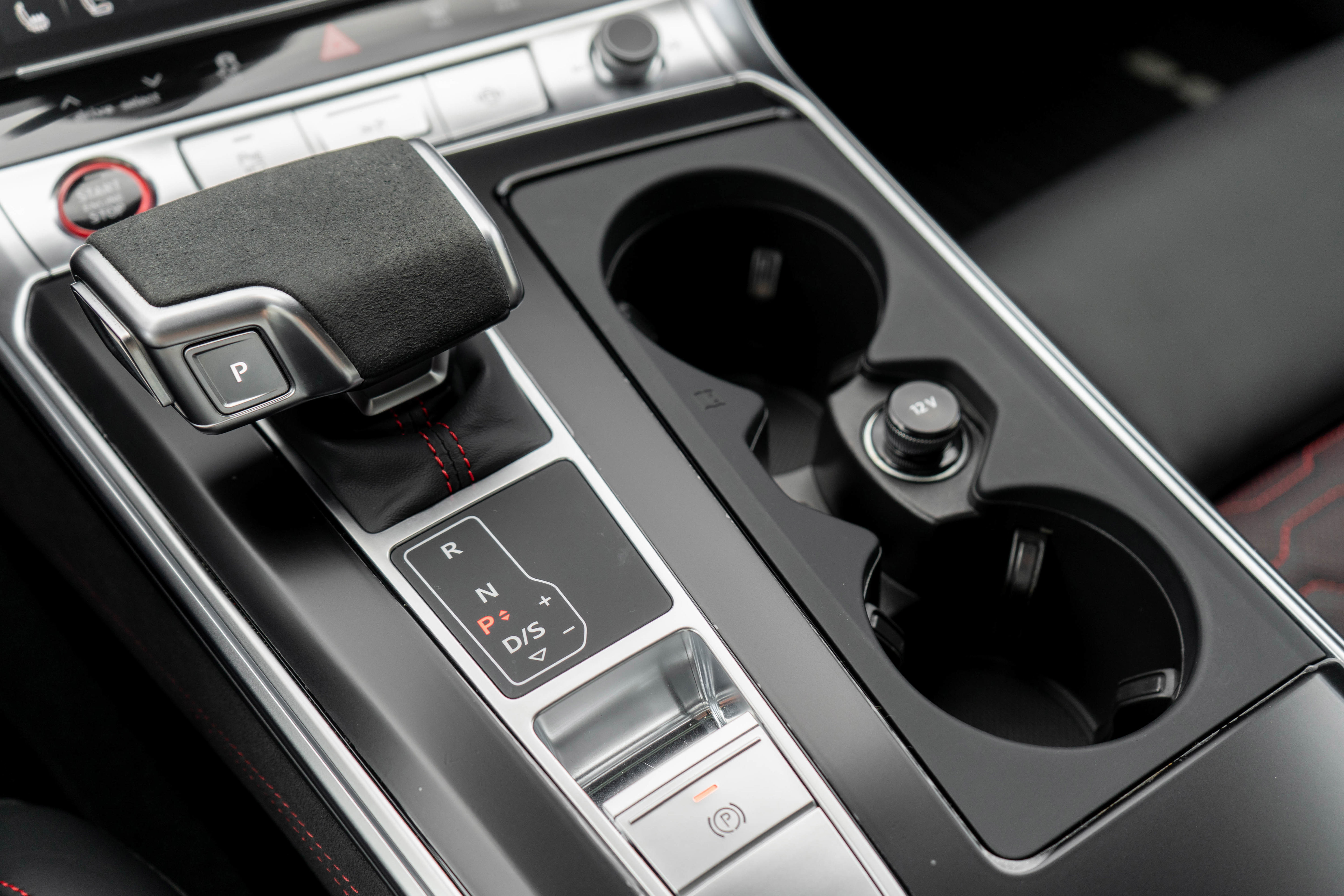 Used 2025 Audi RS 6 performance image 21