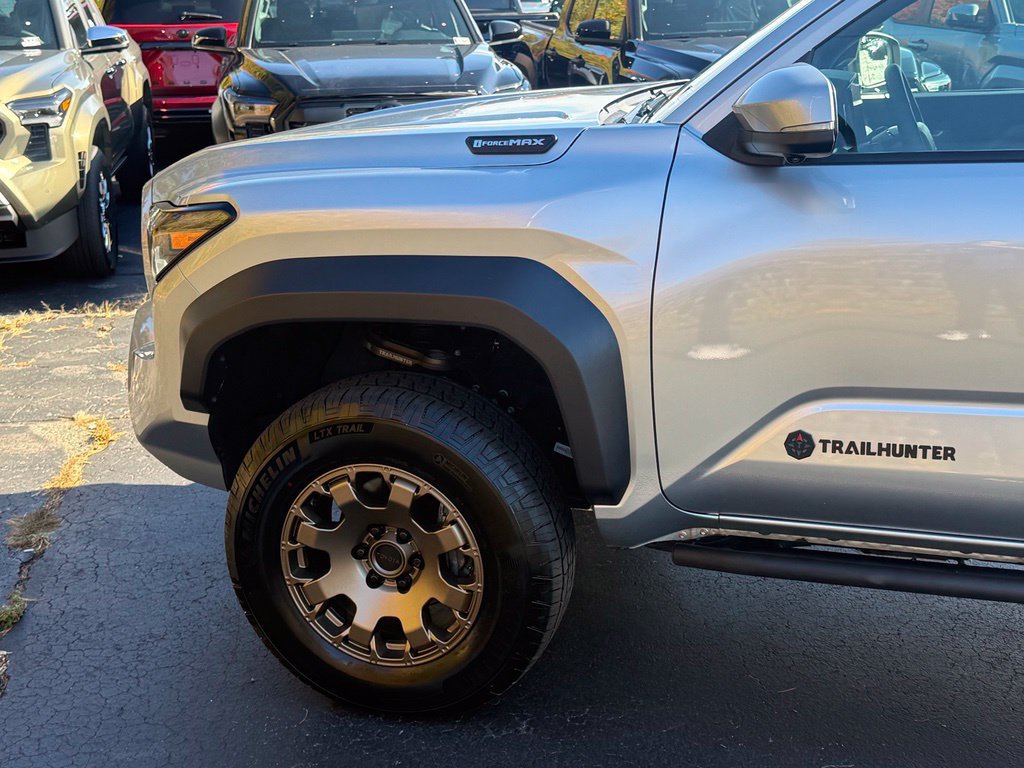 Certified 2025 Toyota Tacoma 4x4 Double Cab Hybrid image 3