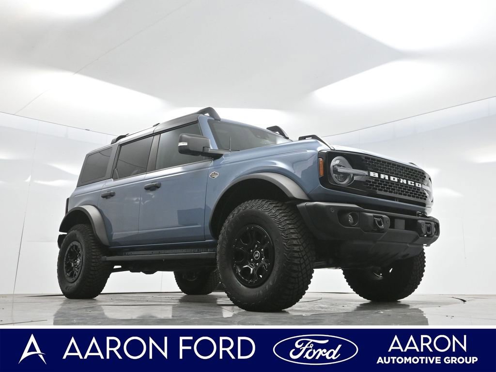 Used 2023 Ford Bronco Wildtrak AWD/4WD image 3