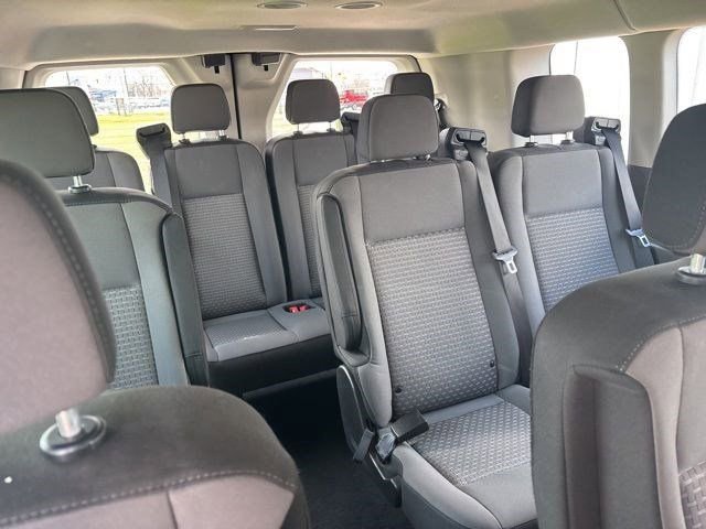 Used 2023 Ford Transit 350 XLT image 27