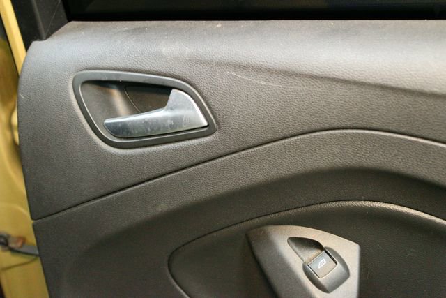 Used 2015 Ford Escape SE w/ Cargo Utility Package image 11