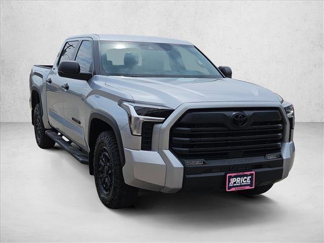 Used 2025 Toyota Tundra SR5 AWD/4WD image 3