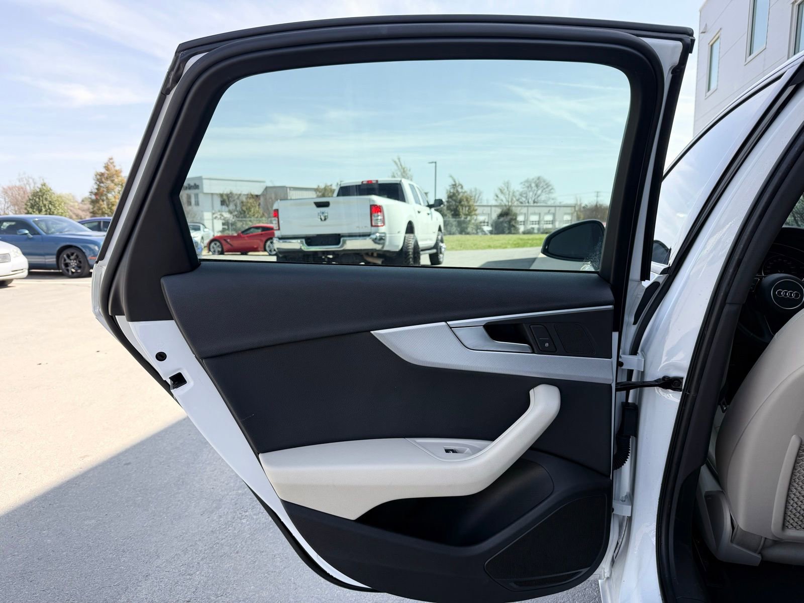 Used 2017 Audi A4 2.0T Ultra Premium w/ Audi MMI Navigation Plus image 20