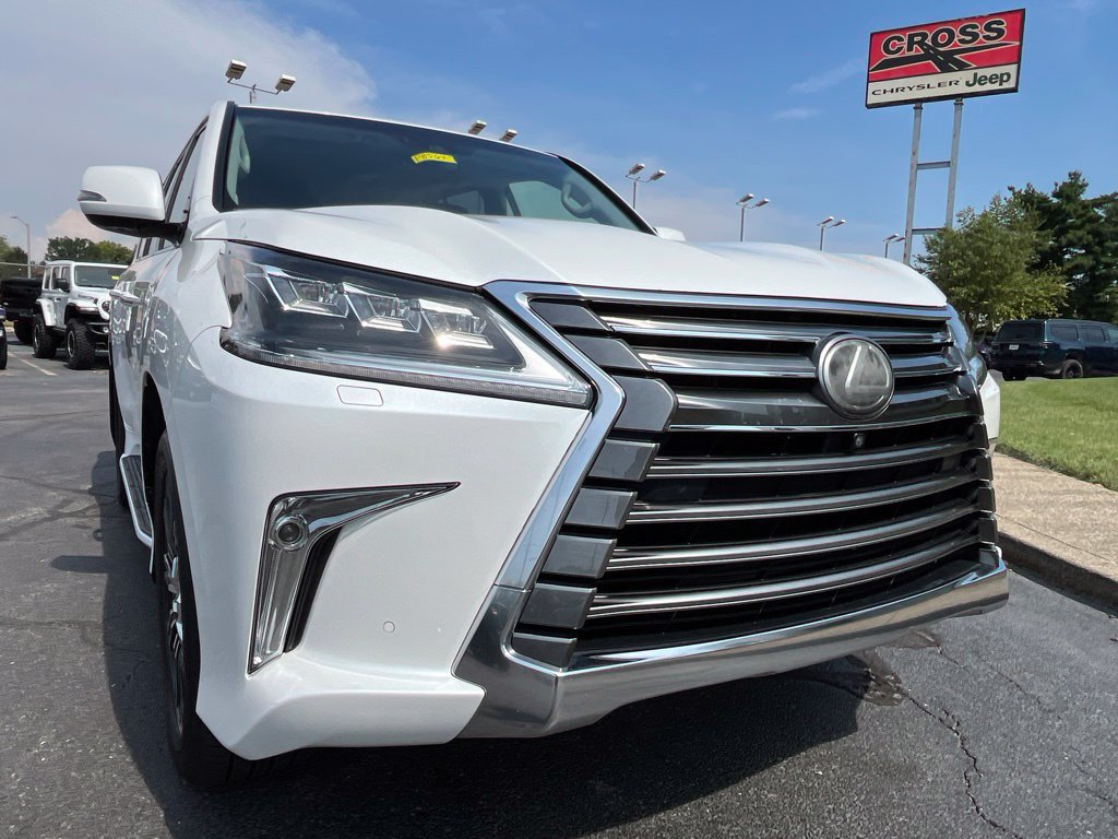Used 2019 Lexus LX 570 4WD w/ Luxury Package image 46
