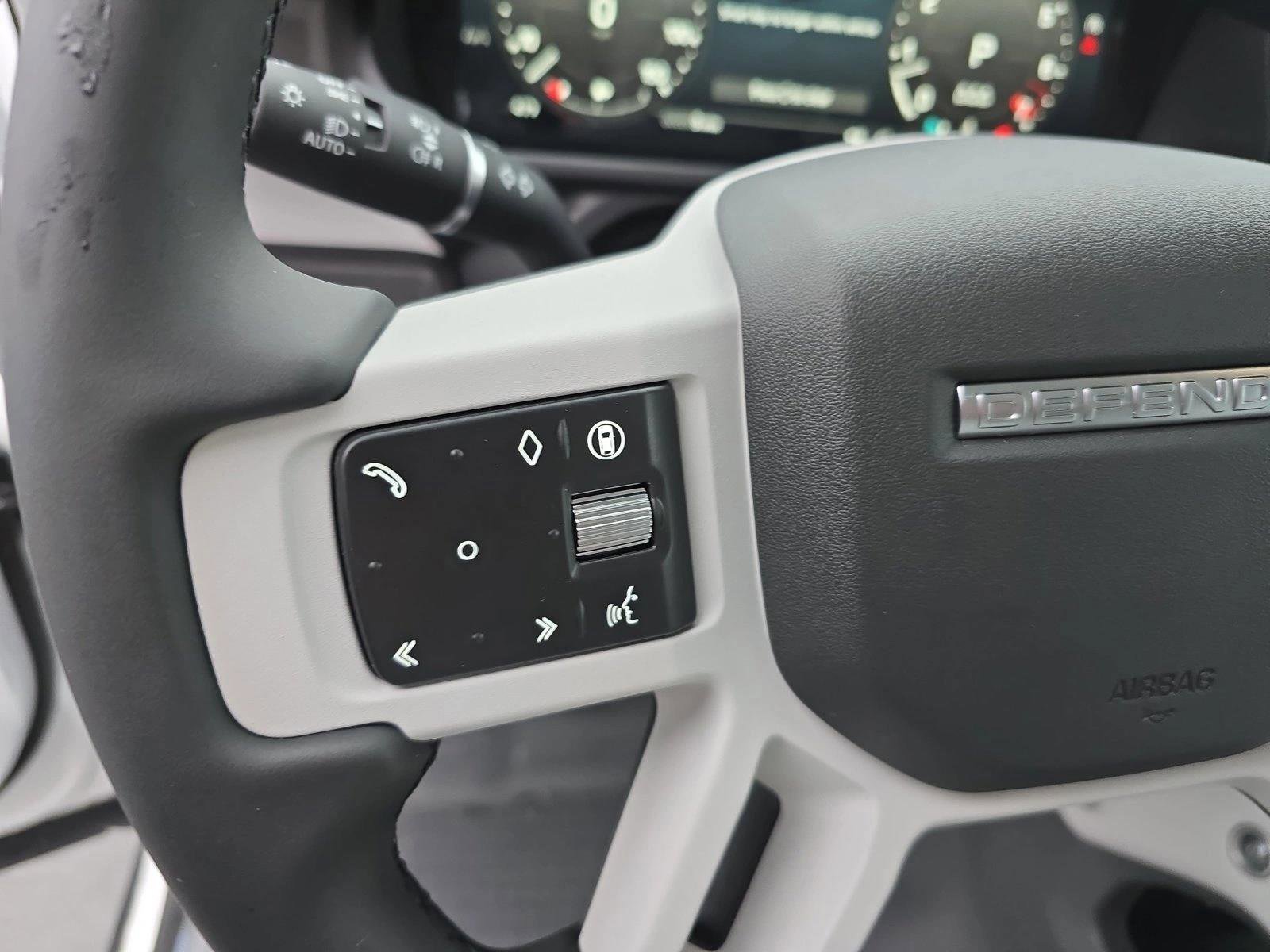 New 2026 Land Rover Defender 110 S AWD/4WD image 15