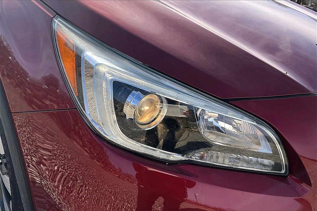 Used 2016 Subaru Outback 2.5i Limited image 27