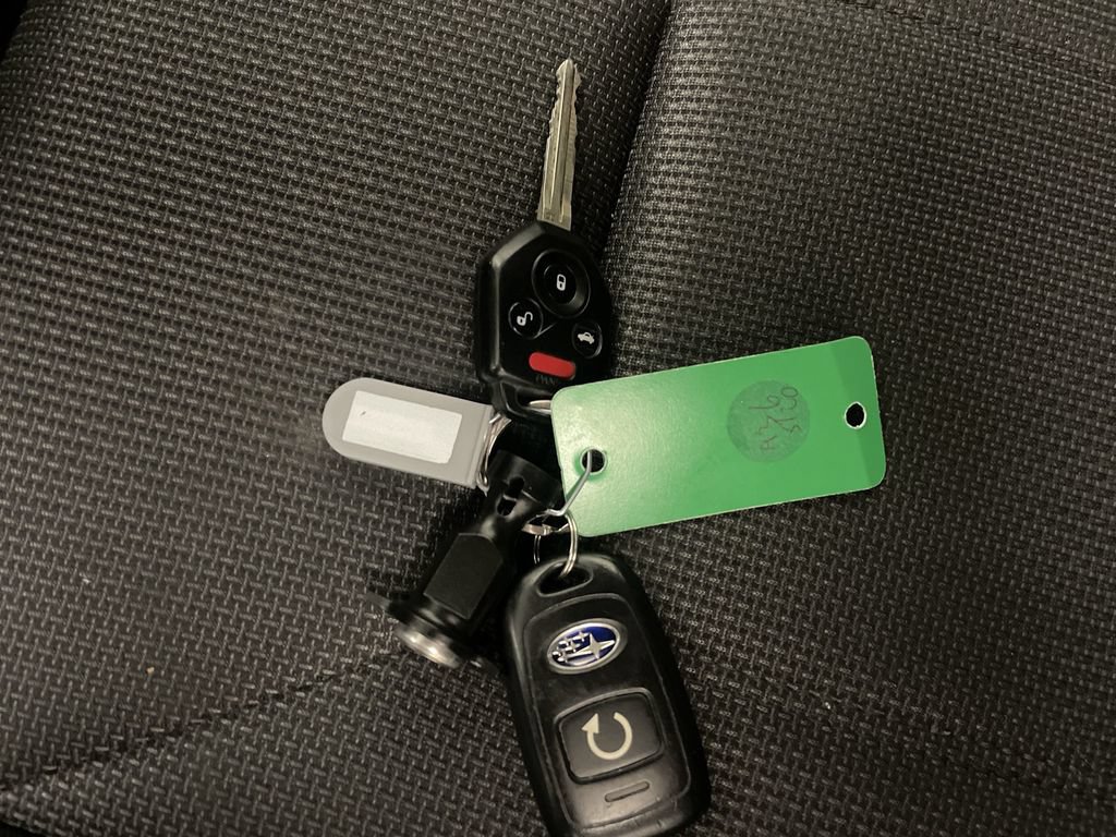 Used 2018 Subaru Impreza 2.0i Premium w/ Eyesight & BSD & Rcta AWD/4WD image 26