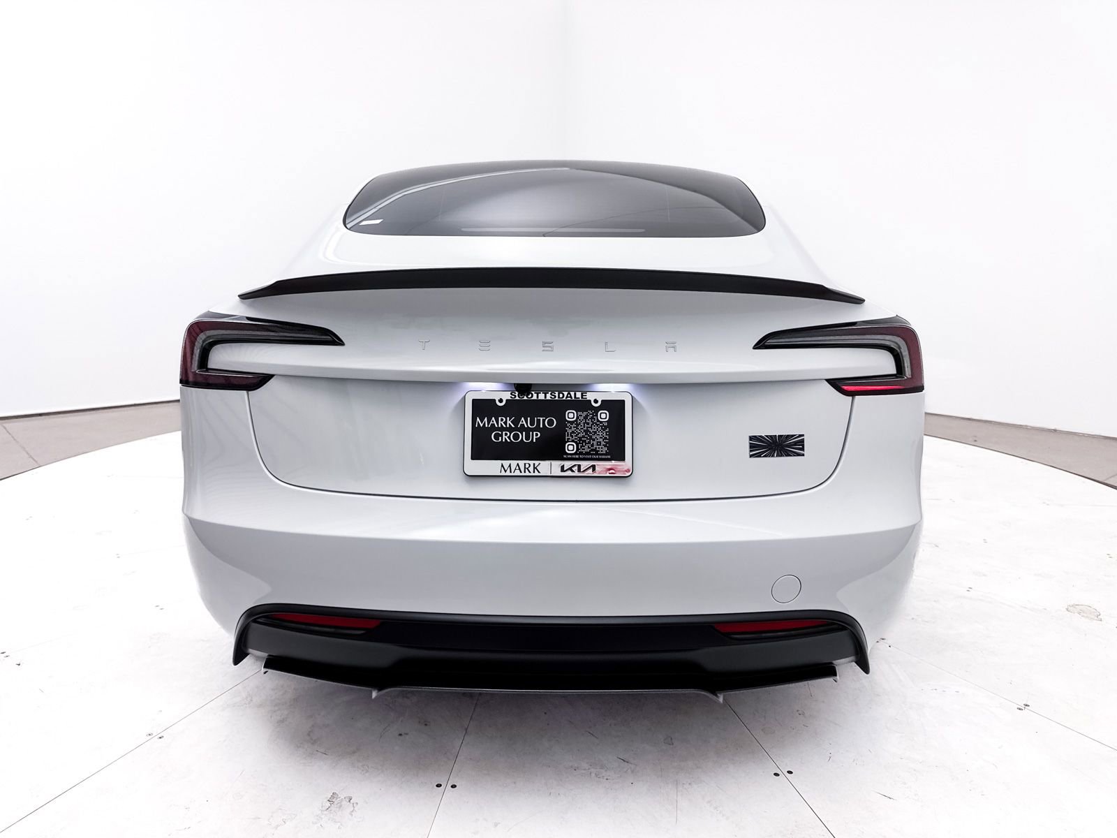 Used 2024 Tesla Model 3 Performance image 15