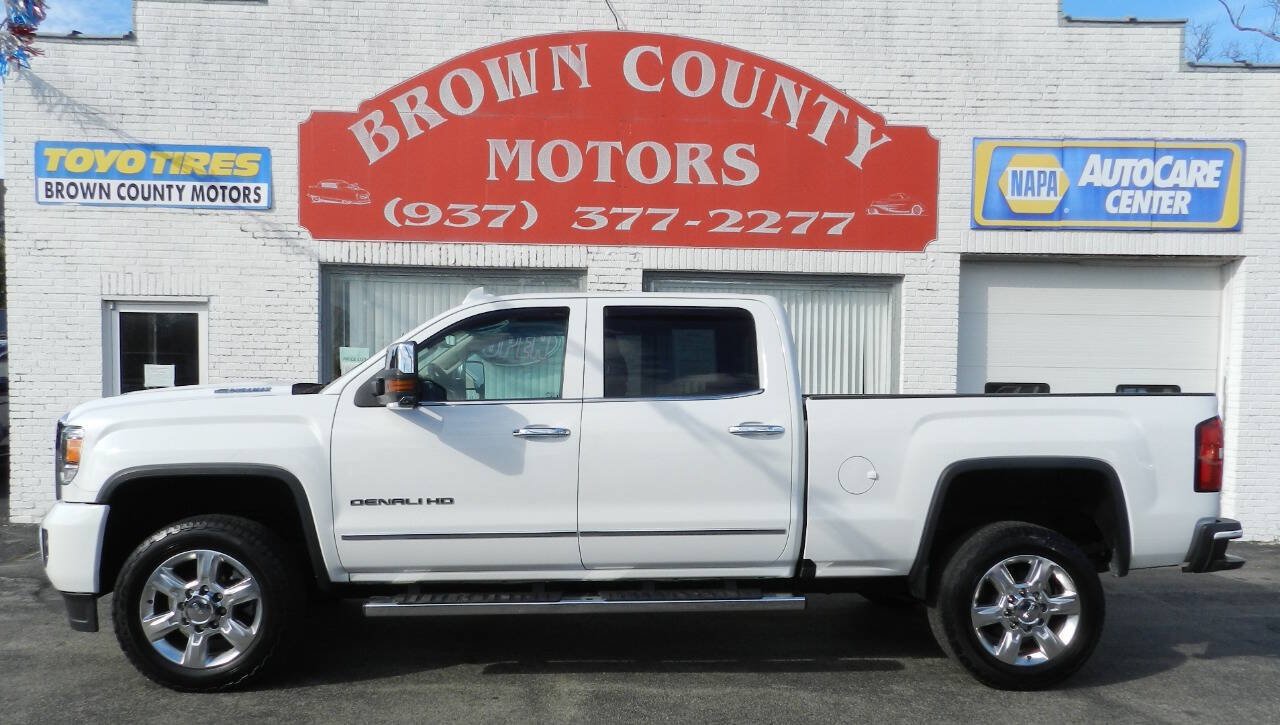 Used 2017 GMC Sierra 2500 Denali w/ Duramax Plus Package AWD/4WD image 1
