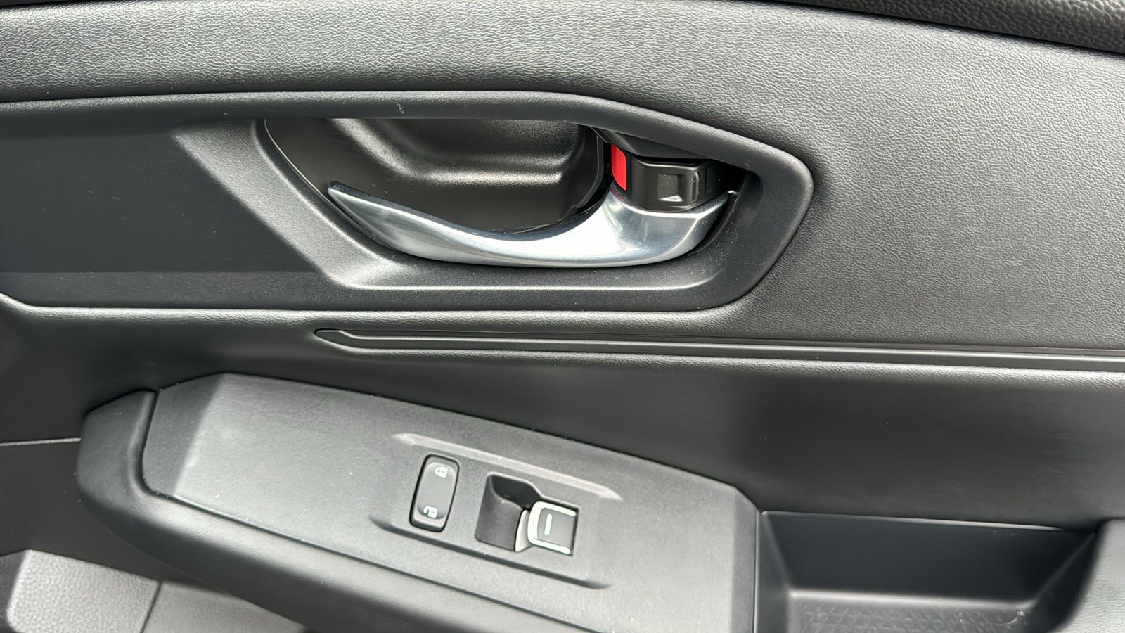 Used 2025 Honda Accord SE image 26