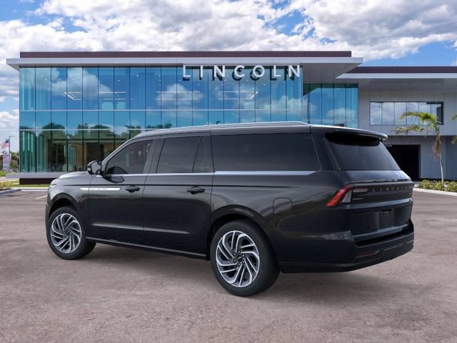 New 2025 Lincoln Navigator L Reserve AWD/4WD image 4