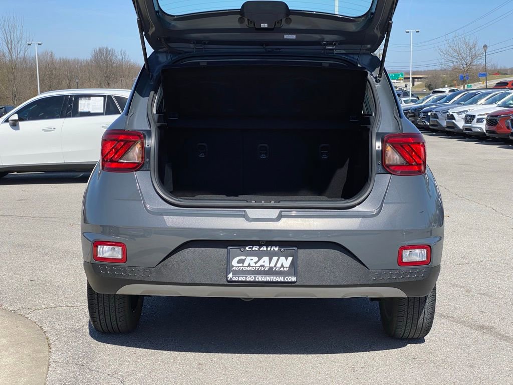 Used 2024 Hyundai Venue SEL image 7