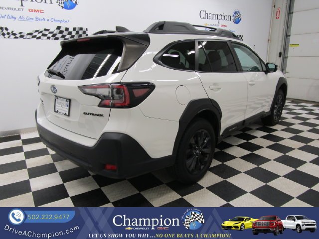 Used 2023 Subaru Outback Onyx Edition AWD/4WD image 13