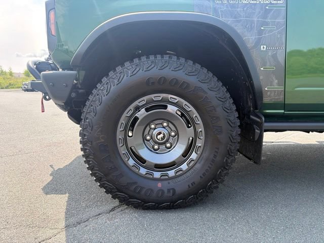 Used 2024 Ford Bronco Everglades AWD/4WD image 35