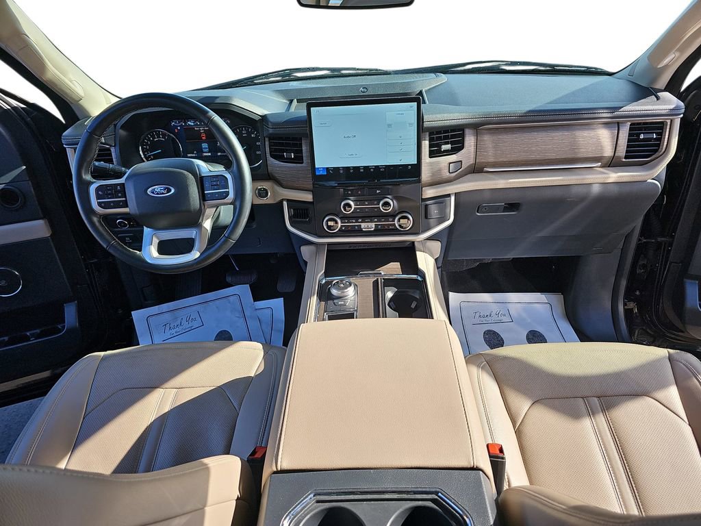 Used 2024 Ford Expedition Limited image 11