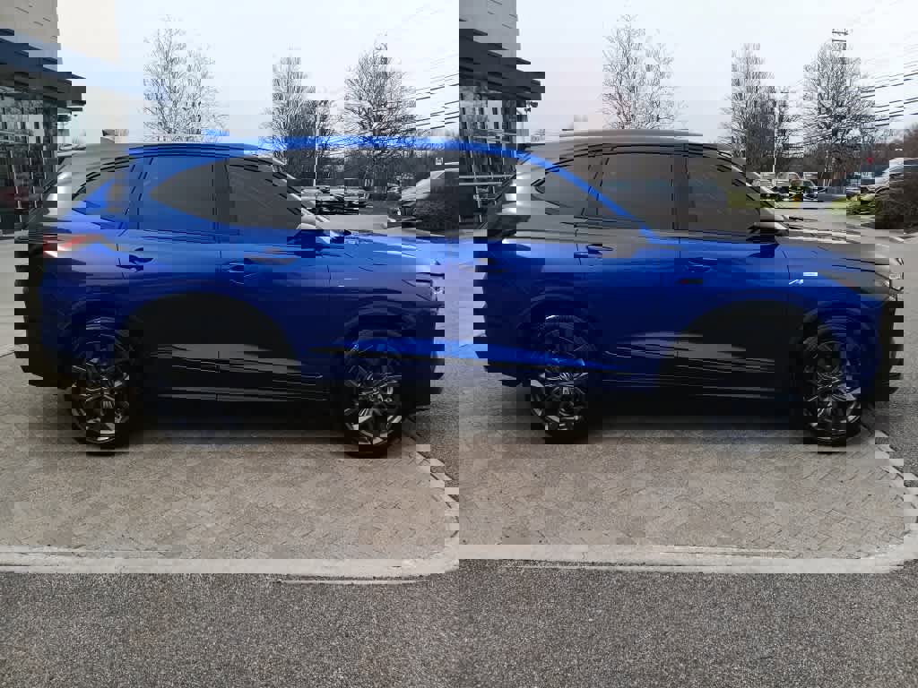 Used 2023 Acura MDX A-Spec image 7