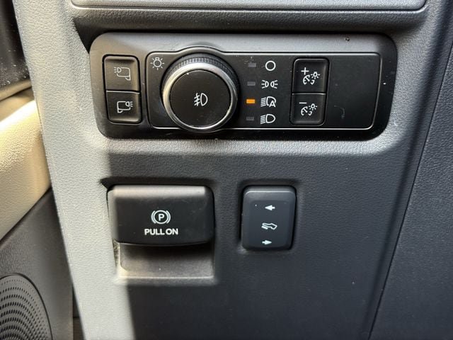 Used 2024 Ford Expedition Platinum RWD image 22