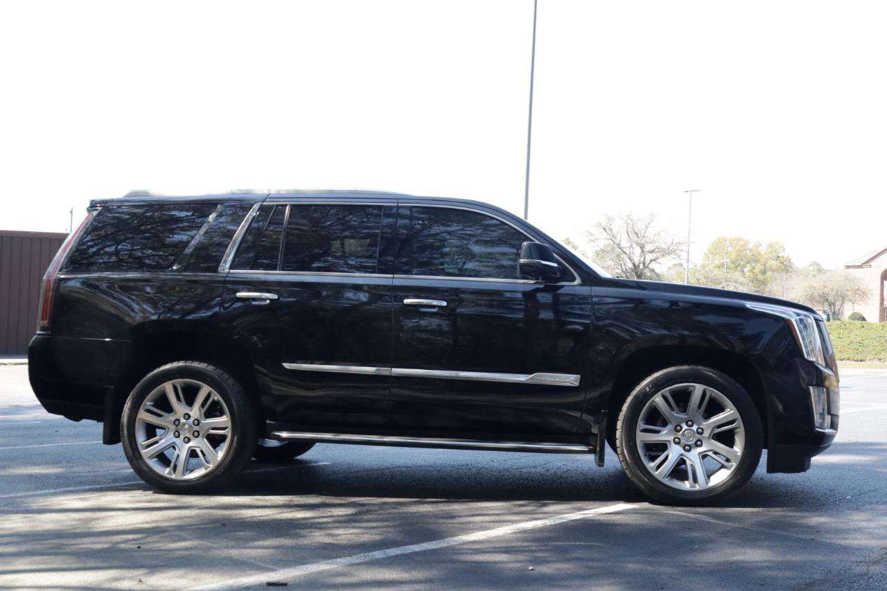 Used 2016 Cadillac Escalade Luxury image 6