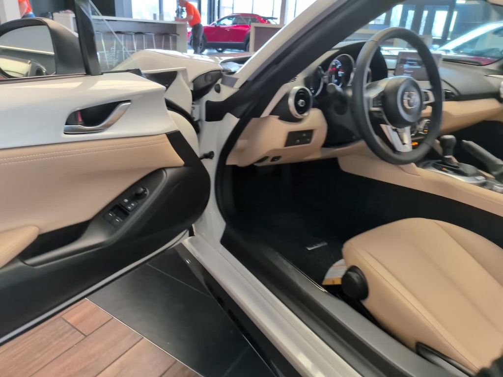 New 2026 MAZDA MX-5 Miata RF Grand Touring w/ Appearance Package image 11