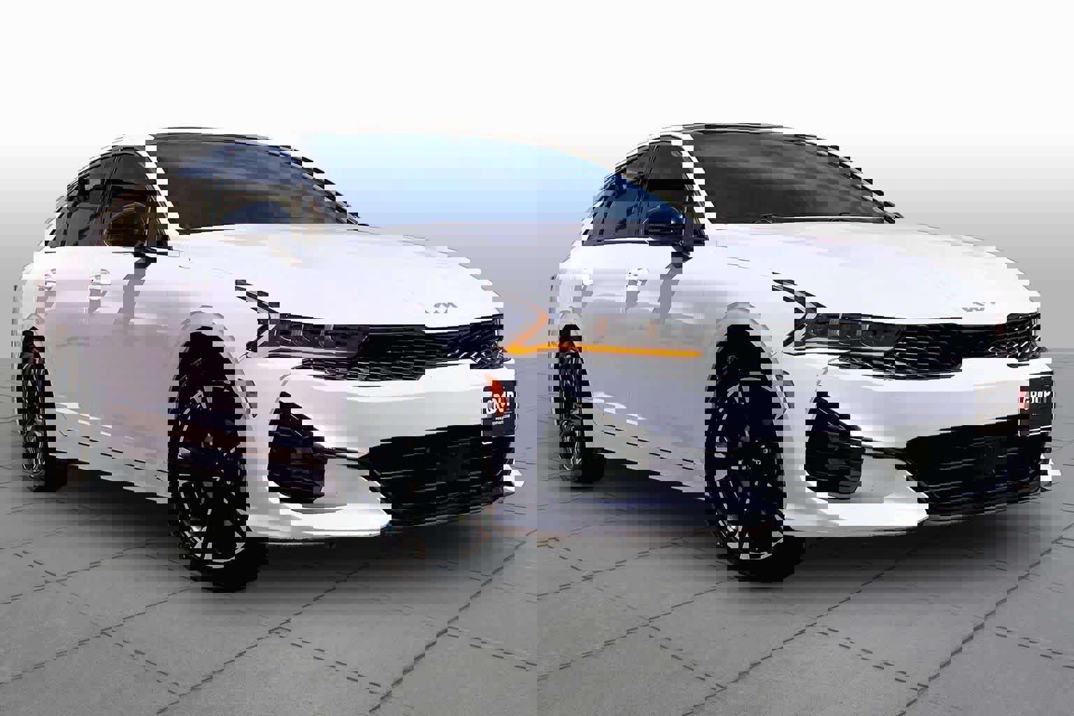 Used 2022 Kia K5 GT-Line w/ GT-Line Awd Premium Package image 3