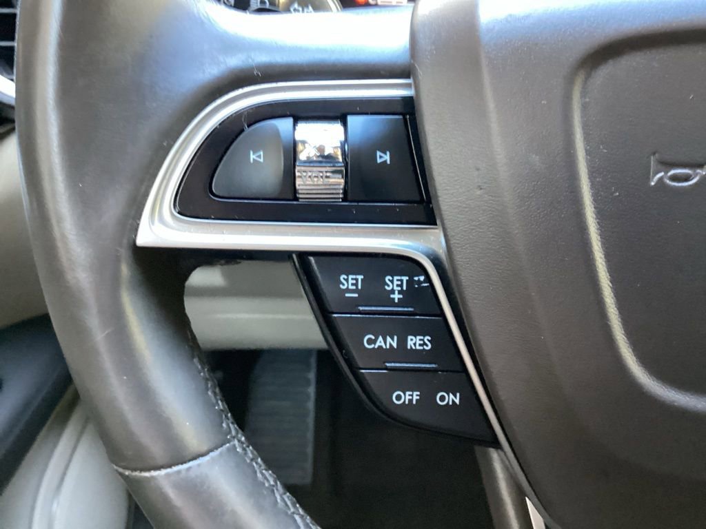 Used 2019 Lincoln Nautilus Select image 45