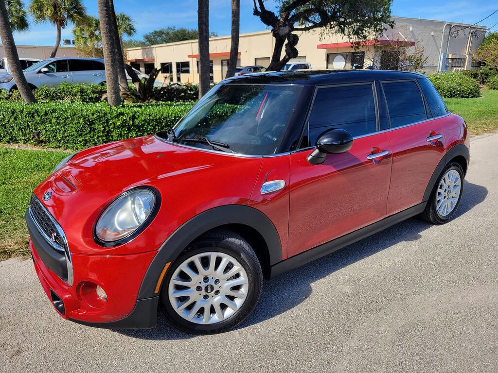 Used 2015 MINI Cooper S image 9