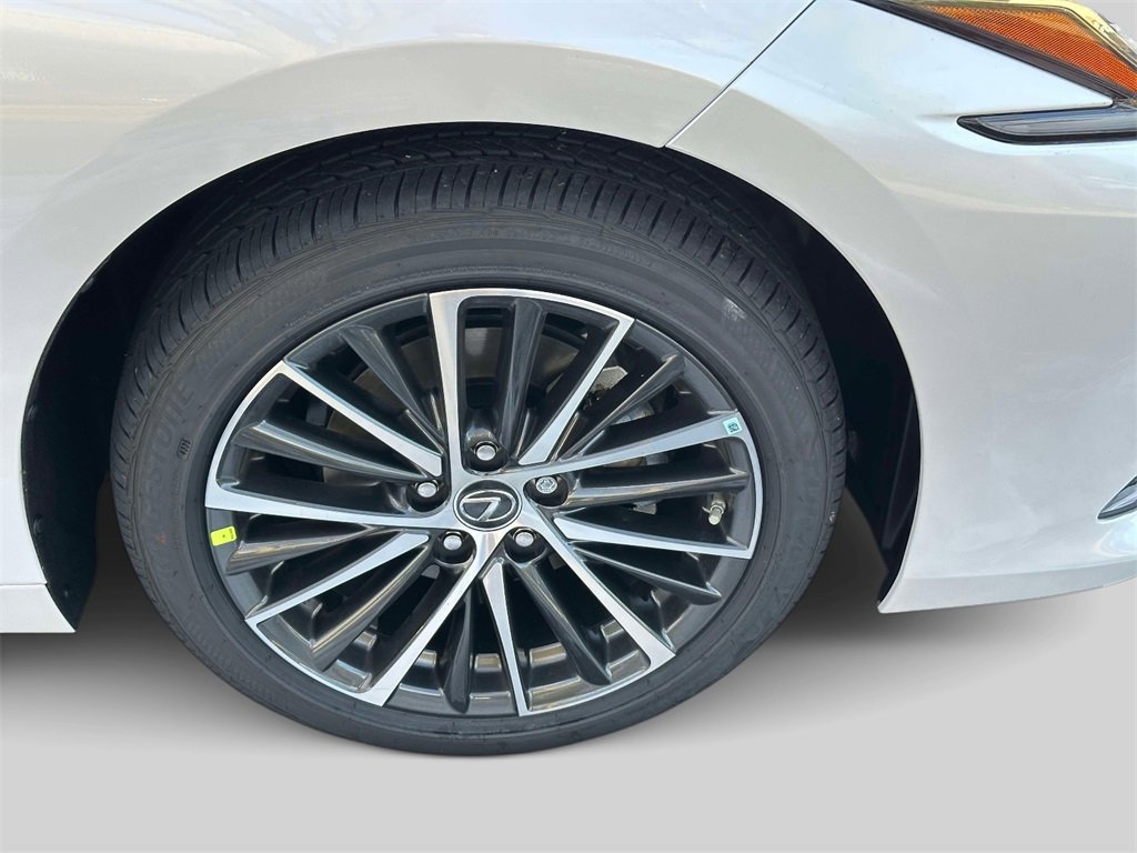 New 2025 Lexus ES 350 350 image 6