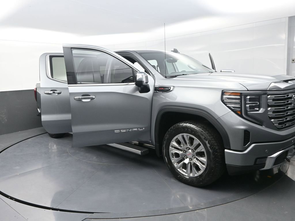Used 2023 GMC Sierra 1500 Denali w/ Technology Package image 30