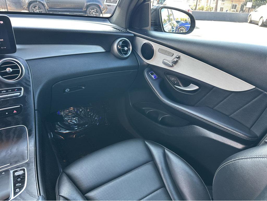 Used 2022 Mercedes-Benz GLC 300 image 18