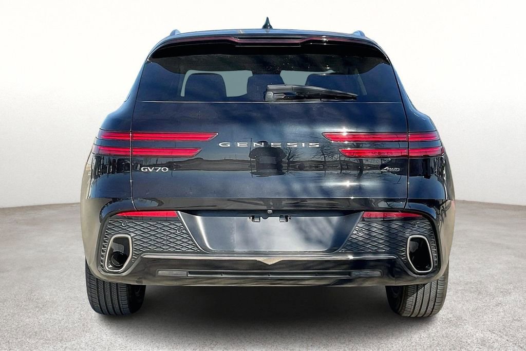 Used 2024 Genesis GV70 2.5T w/ Select Package image 6