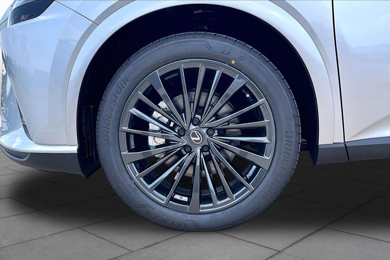 New 2026 Lexus RX 450h AWD image 21