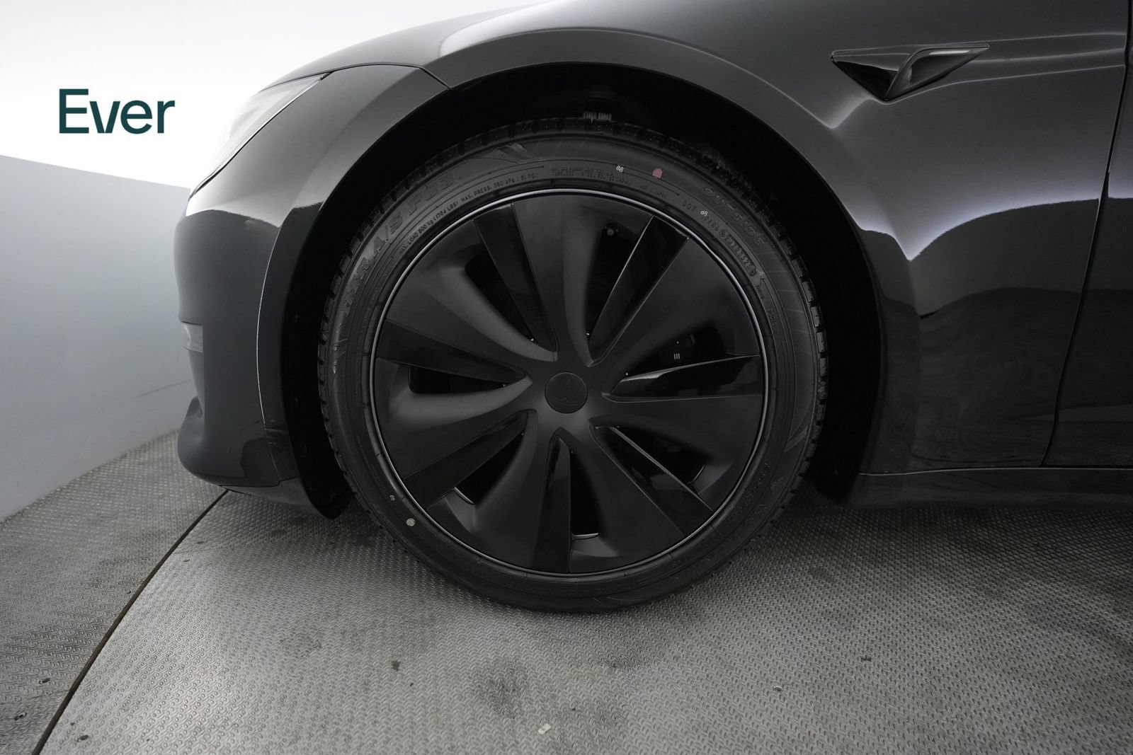 Used 2024 Tesla Model S AWD/4WD image 19