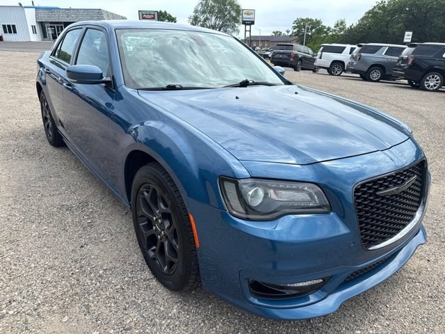 Used 2021 Chrysler 300 Touring L AWD/4WD image 3