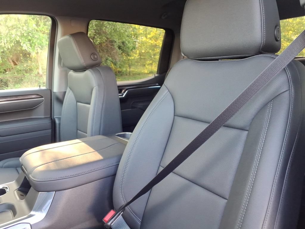 New 2026 Chevrolet Silverado 1500 LTZ AWD/4WD image 13