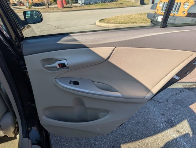 Used 2010 Toyota Corolla image 20