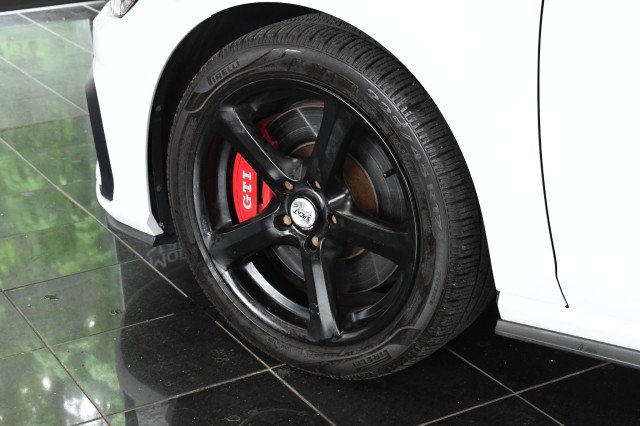 Used 2018 Volkswagen GTI SE w/ SE Leather Package FWD image 35