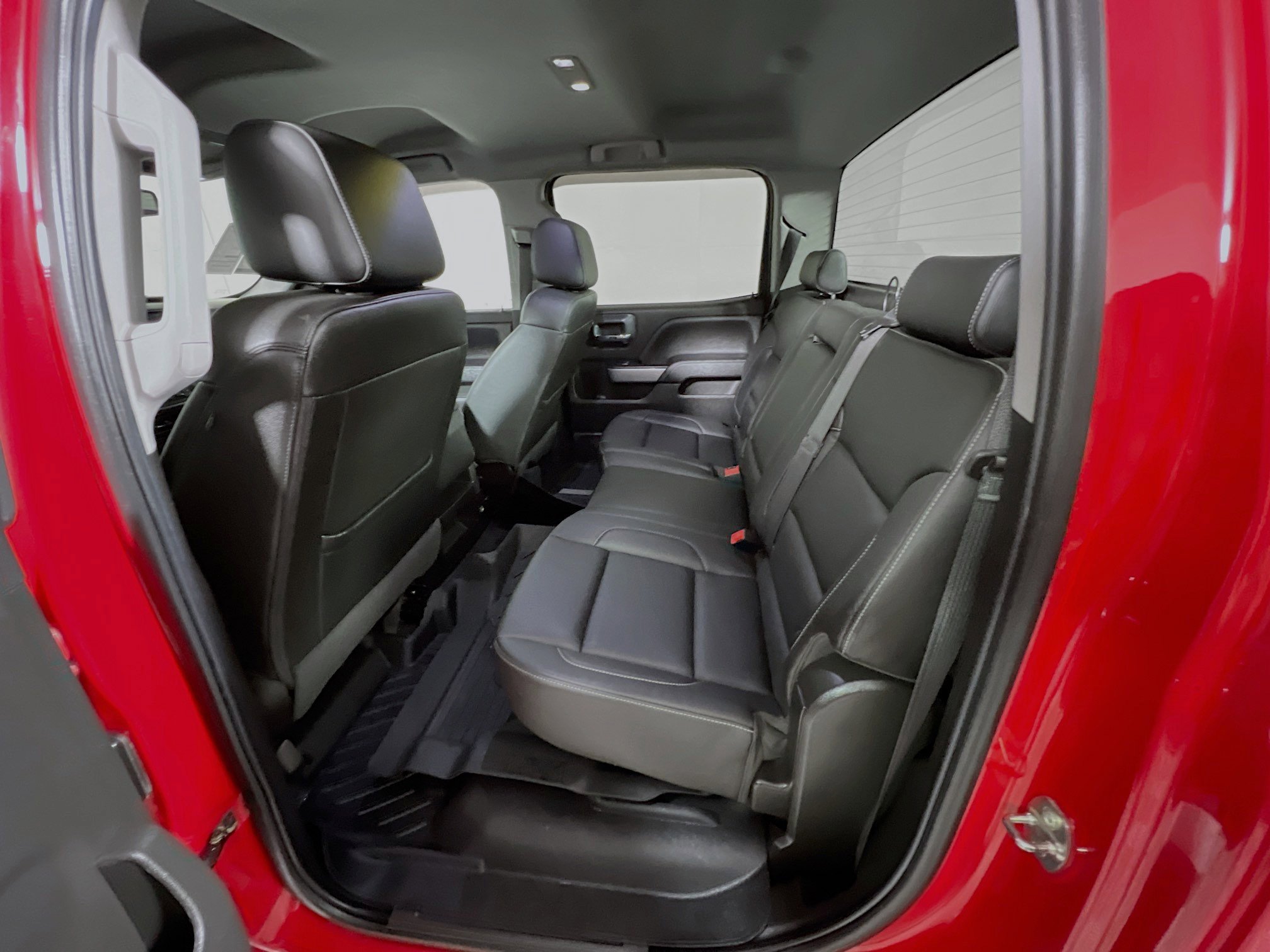 Used 2018 Chevrolet Silverado 1500 LT w/ All Star Edition image 29