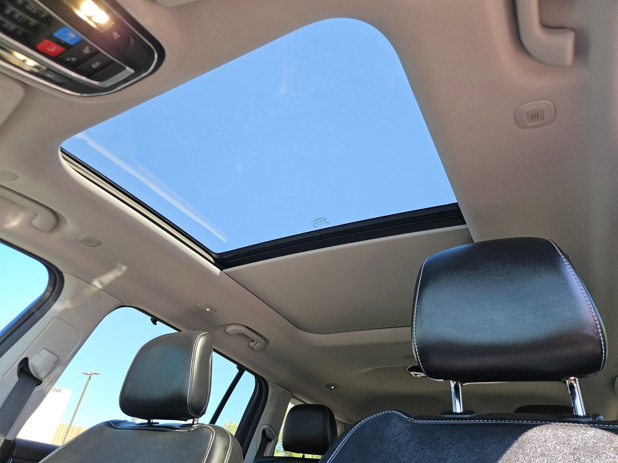 Used 2022 Jeep Grand Cherokee L Limited w/ Luxury Tech Group II image 21