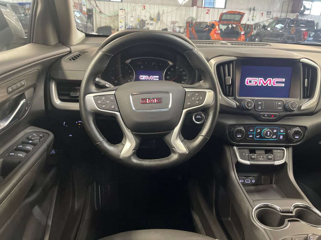 Used 2023 GMC Terrain SLT w/ LPO, Floor Liner Package AWD/4WD image 17