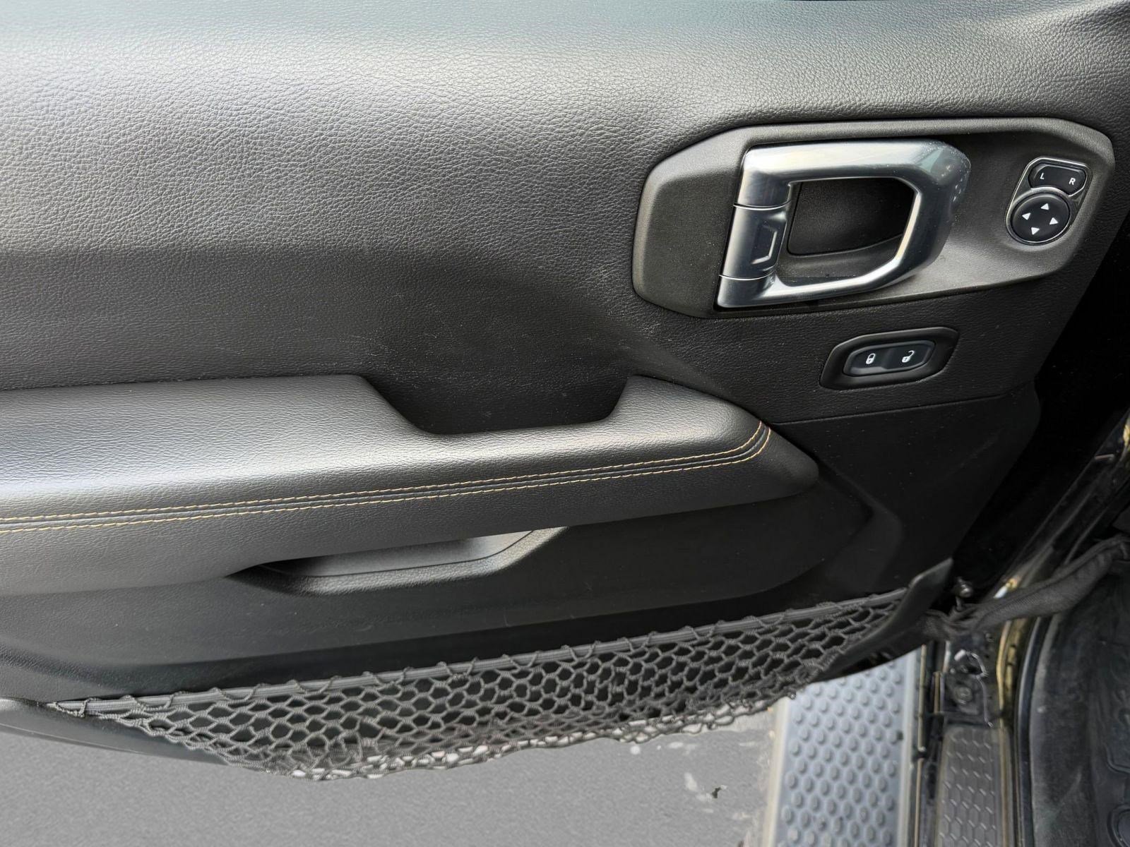 Used 2021 Jeep Wrangler Unlimited Sahara AWD/4WD image 12