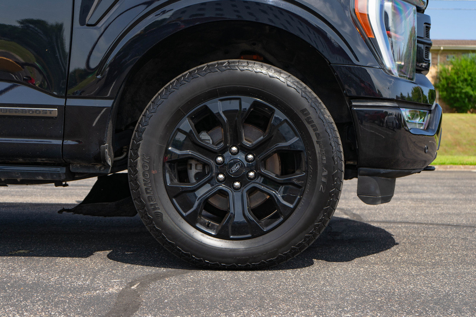 Used 2022 Ford F150 Lariat w/ Equipment Group 502A High AWD/4WD image 10