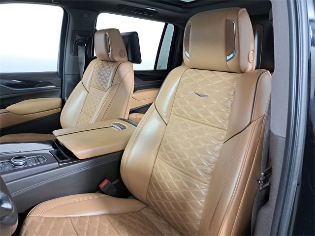 Used 2021 Cadillac Escalade ESV Sport w/ Driver Assist Tech Package image 21