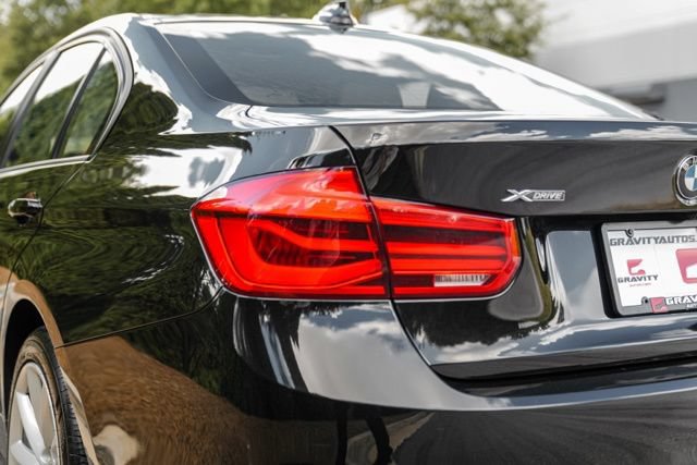 Used 2018 BMW 320i xDrive Sedan AWD/4WD image 15