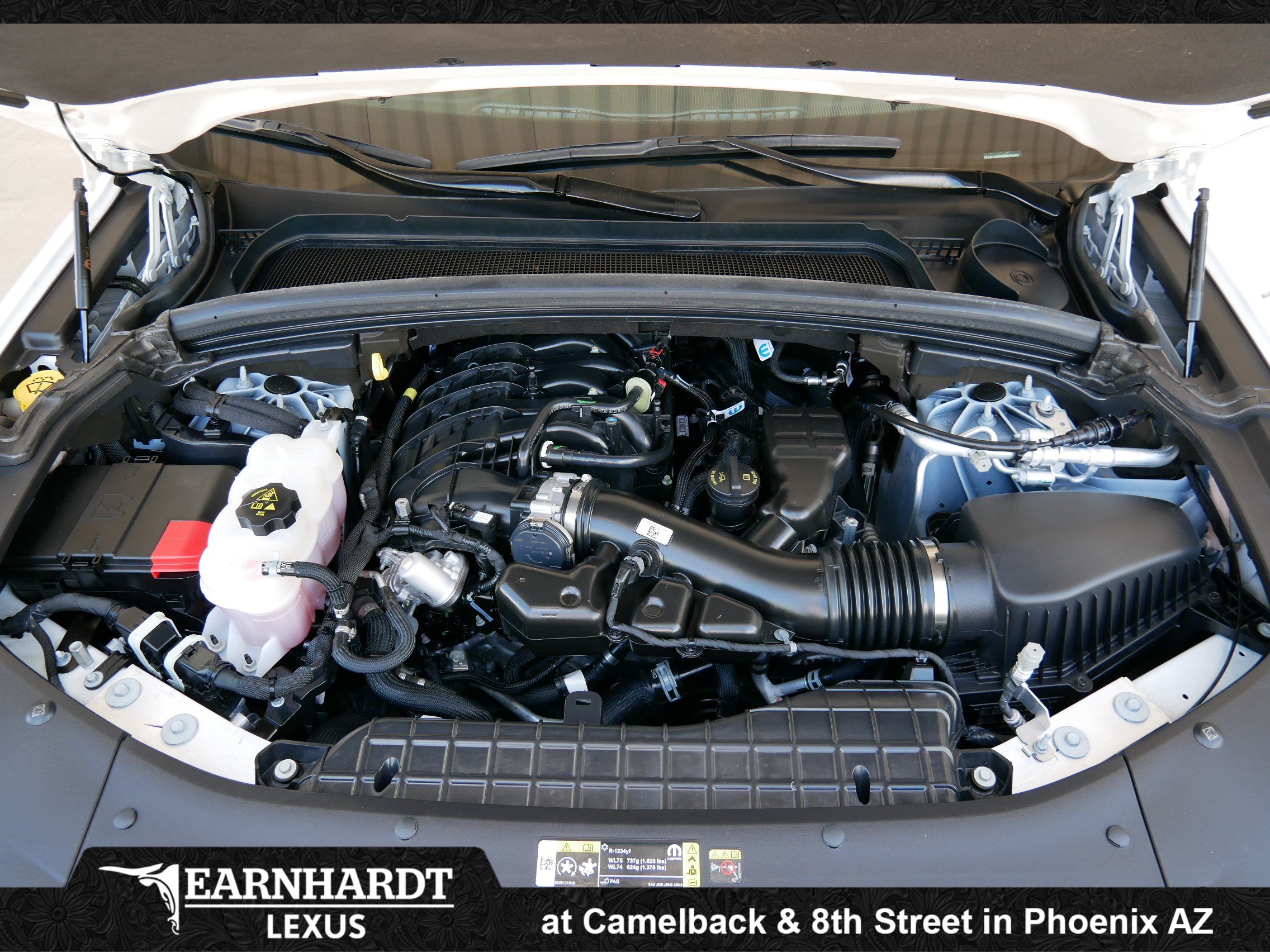 Used 2025 Jeep Grand Cherokee L Laredo RWD image 27